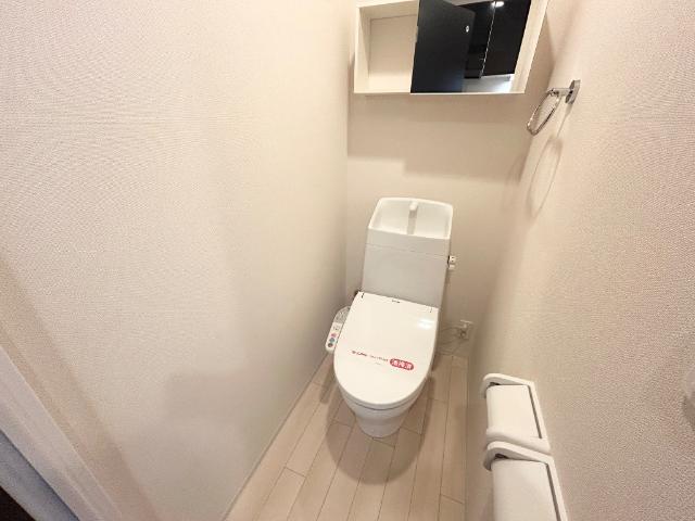 ｏｘａｌｉｓ　ｖｉｌｌａｇｅ シャワー付トイレ