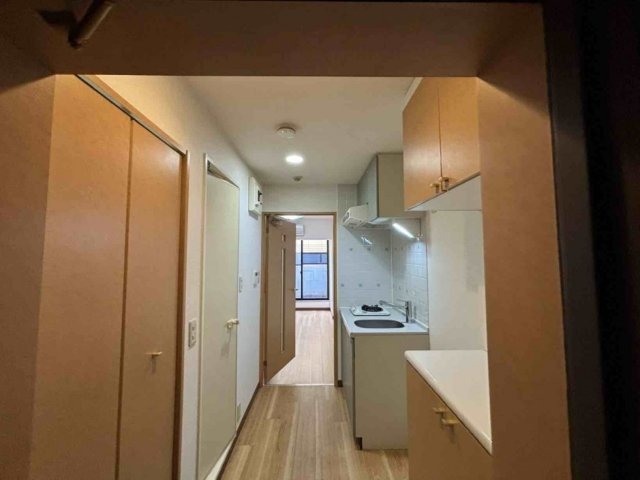 プラネット市ヶ谷 玄関