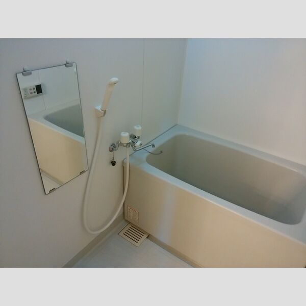 ヴァンヴェール203号室 浴室