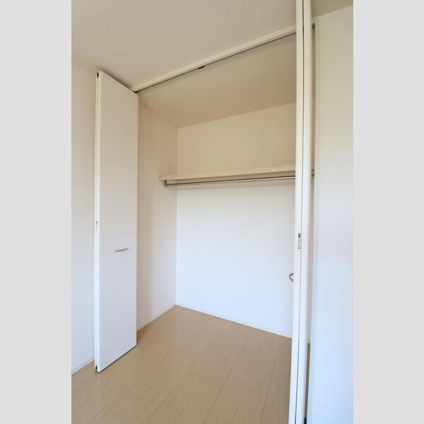 サンハウスナカノⅢ クローゼット