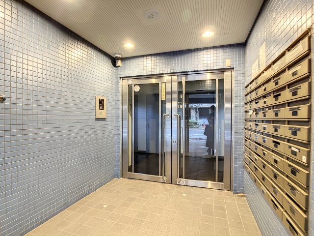 コナ・トルテック311号室 エントランス