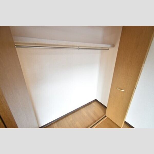 リビングタウン厚木 クローゼット