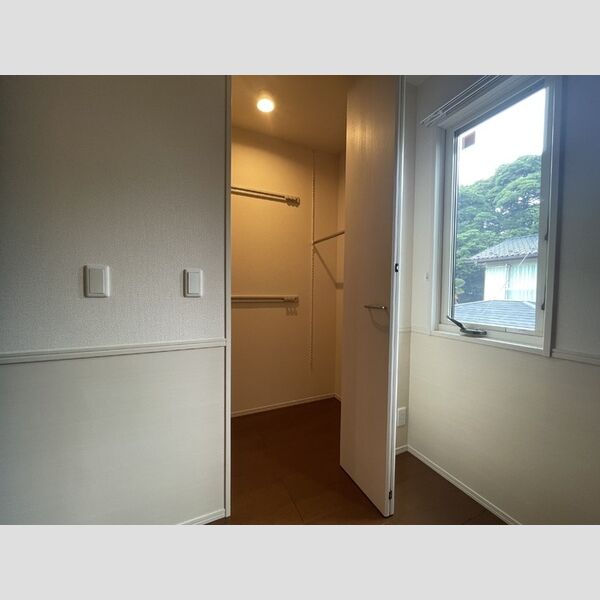 メゾン ラフィネ ワンステップクローゼット