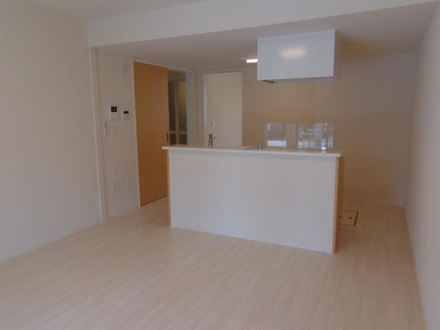 ヴェルジェ　コリーヌ（Ｖｅｒｇｅｒ　Ｃｏｌｌｉｎｅ） リビング