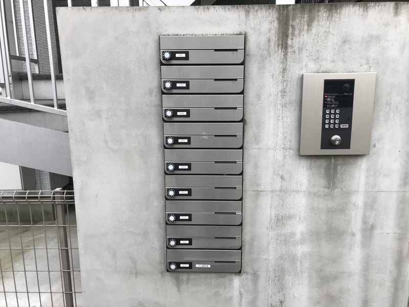 DEN鋼管通1階 エントランス