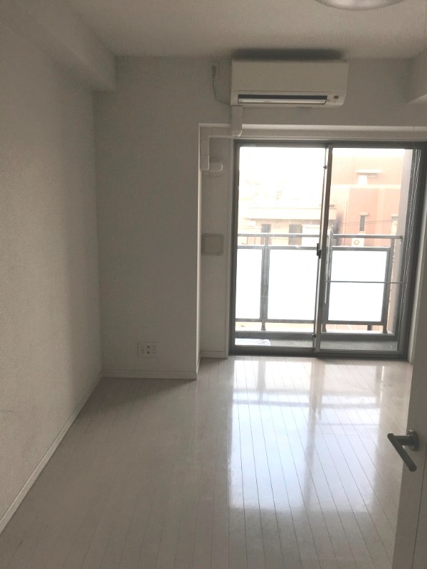 プレールドゥーク東京イーストⅢ リビング