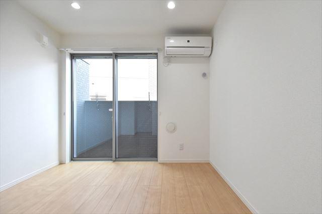 シャルム赤塚1階 リビング