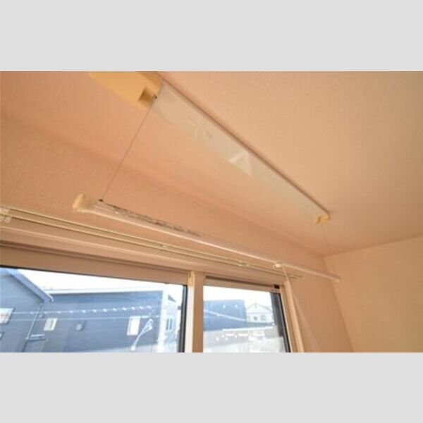 グランフォート　弐番館202号室 室内物干し