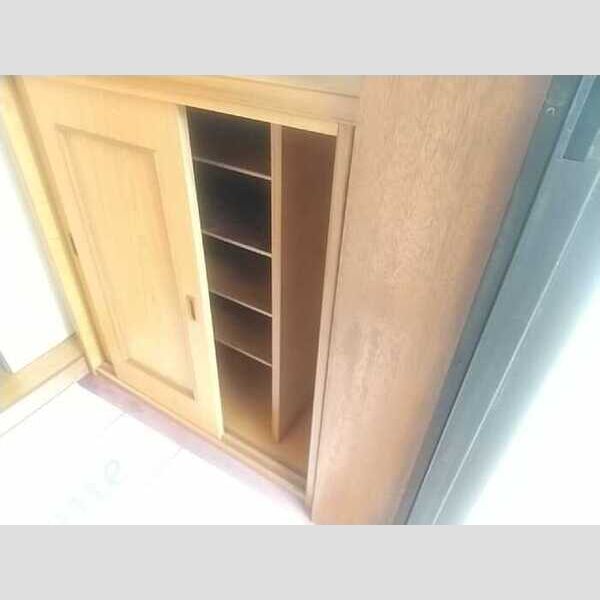 グリーンハイム桜塚 玄関