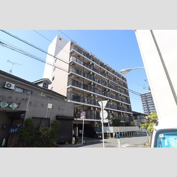 コンフォール小泉104号室 外観