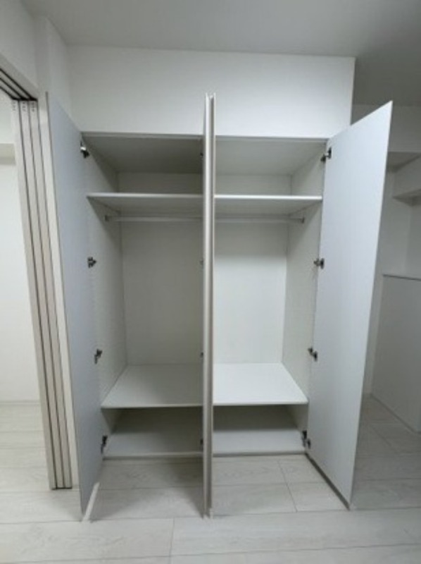 ジェノヴィア世田谷桜1階 収納