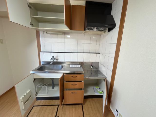 クレメント駒木Ｂ キッチン