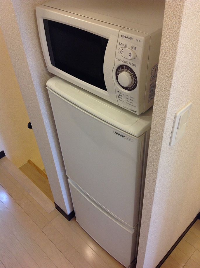 レオネクストアスパイアⅡ105号室 冷蔵庫・電子レンジ