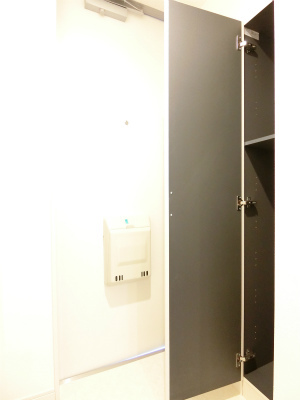 リブリ・K＆M1階 部屋その他