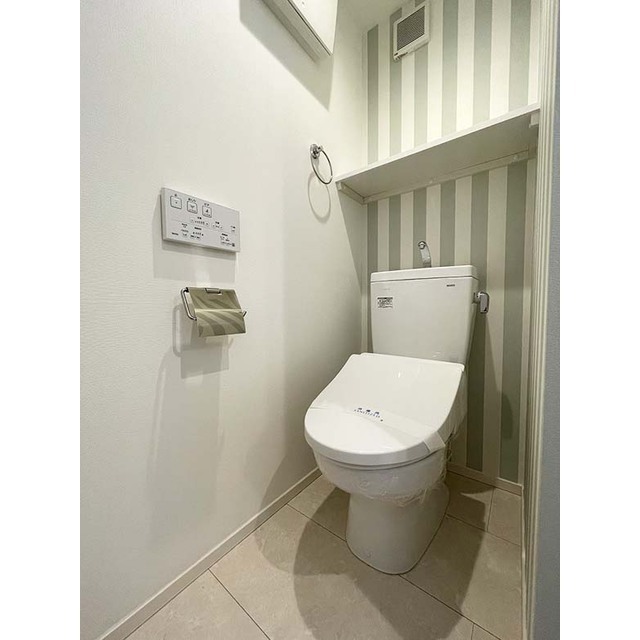 ピークヴィレ東向島201号室 温水洗浄便座