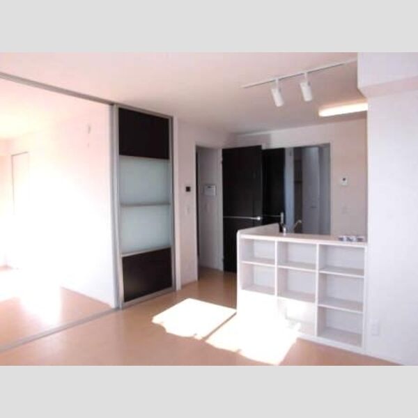 シャンティーユ曙台　Ⅲ リビング