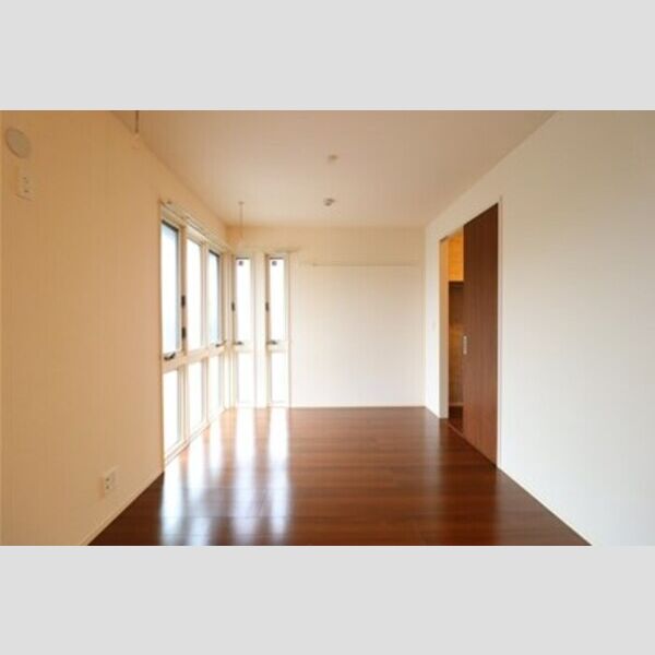 フロレスタセントラルパーク305号室 洋室6.1帖