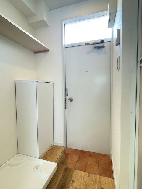 ＭＫハウス西原 玄関