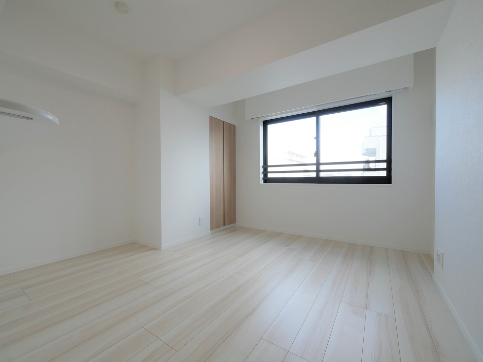 フュージョナル浮間舟渡2階 内観