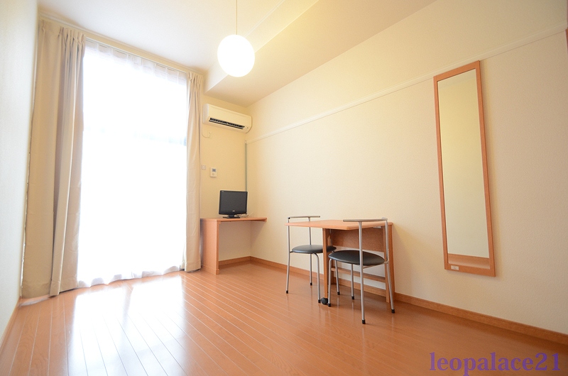 レオパレスヤバタⅠ 仕様、設備は現況と異なる場合があります。