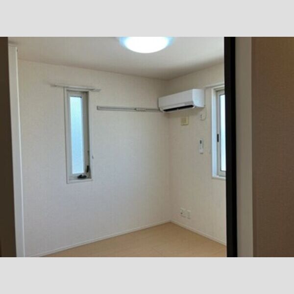 ヴィラフェリーチェ305号室 洋室4.7帖