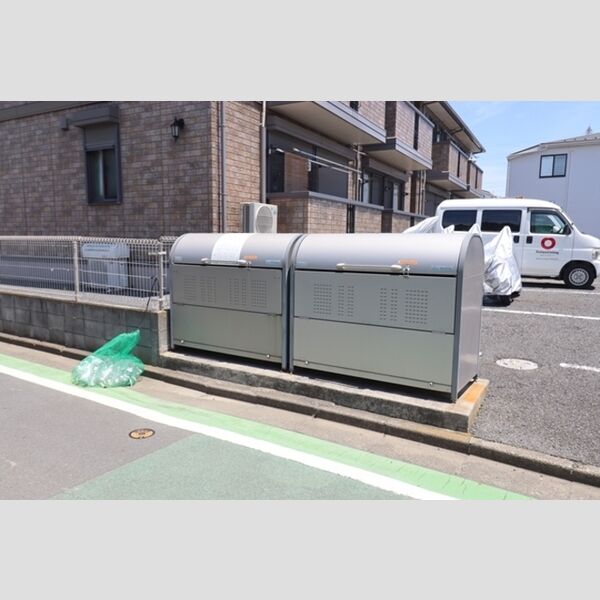 ウィルモア新松戸　A棟A102号室 ゴミ置き場