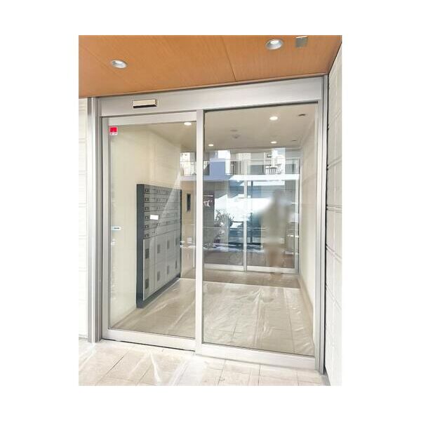 LAPIN湘南 エントランス