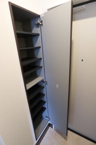 ベイルーム鶴見小野Ⅱ 玄関