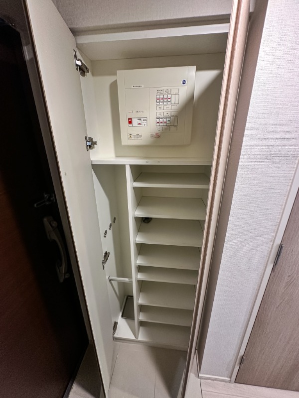 クロスレジデンス飯田橋8階 収納