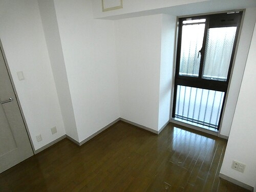 ライオンズプラザ松戸中央公園11階 洋室４．４畳