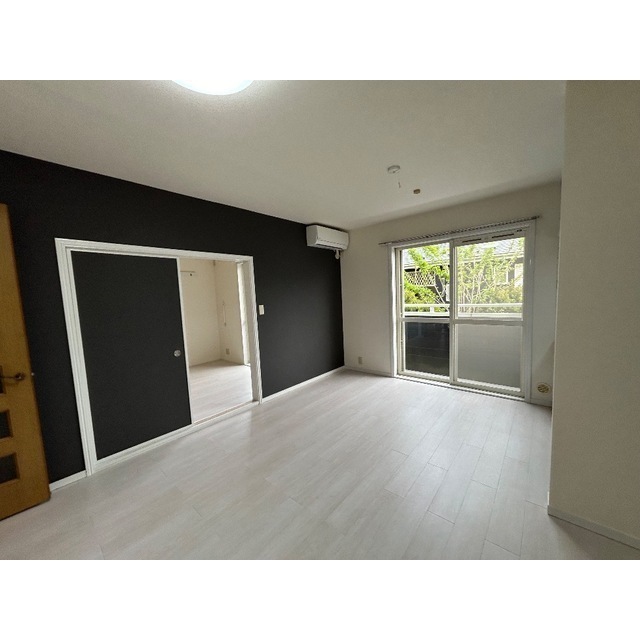 グリーンヒルズ成田H リビング