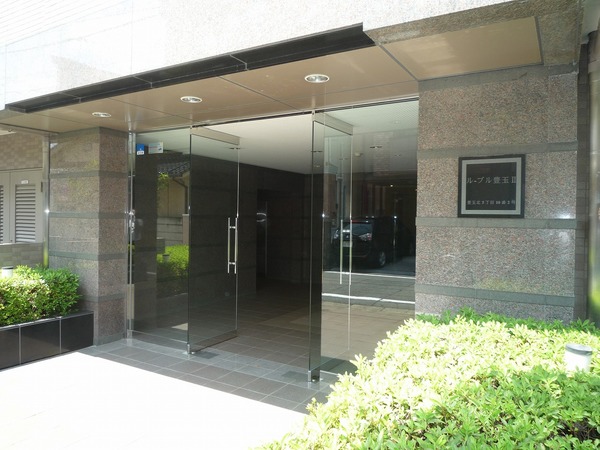 ルーブル豊玉Ⅱ201号室 エントランス
