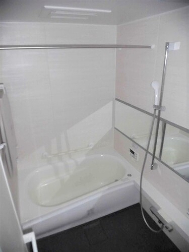 ファミール明大前3階 浴室　※前回募集時2022年9月撮影