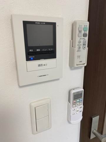 レガーレ千歳烏山2階 別部屋