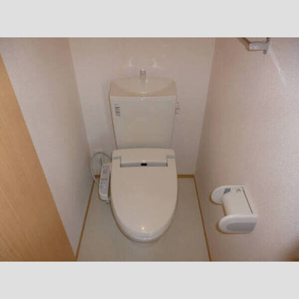 シンフォニー　A棟201号室 温水洗浄便座