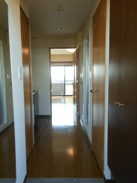 グランド・ガーラ用賀2階 同建物別部屋の参考画像