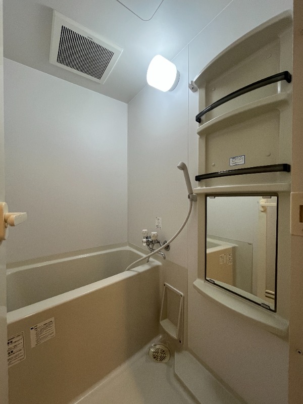 アゼリア鎌倉2階 お風呂