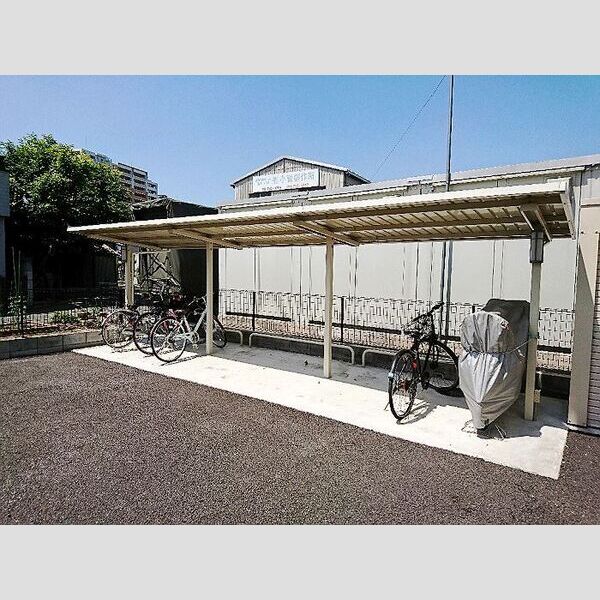 ロイヤルパレス　Ⅱ番館 駐輪場