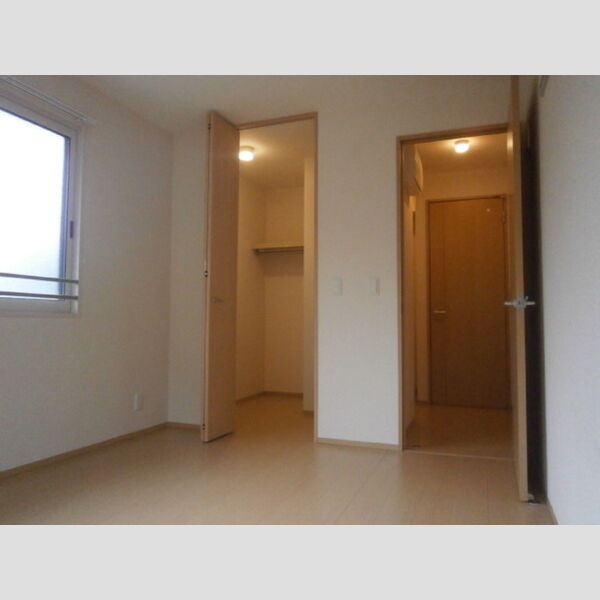 フォレスタ野川 収納