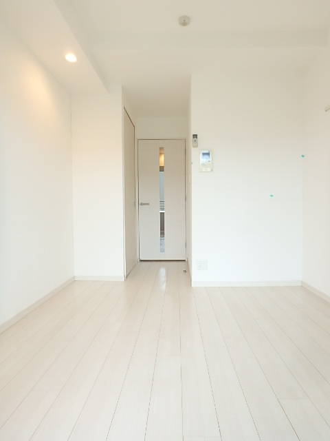 グランド・ガーラ代々木参宮橋3階 洋室