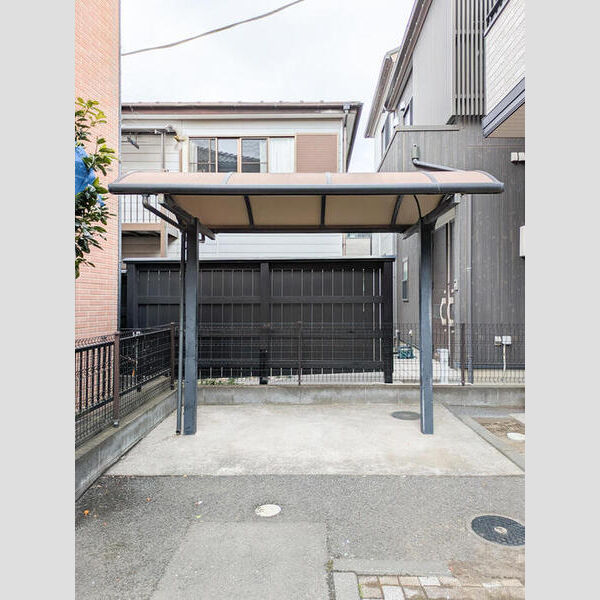 フェルムバレ 駐輪場