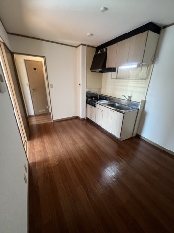 プリュニエラバン キッチン