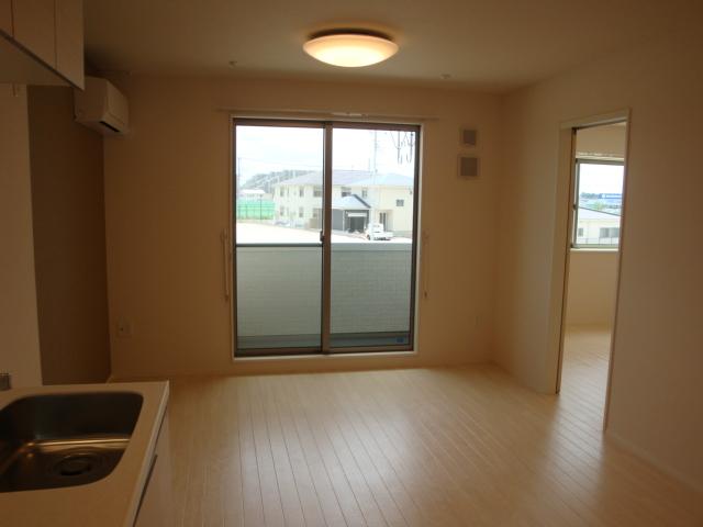 レーベン・ハイム美園５ リビング