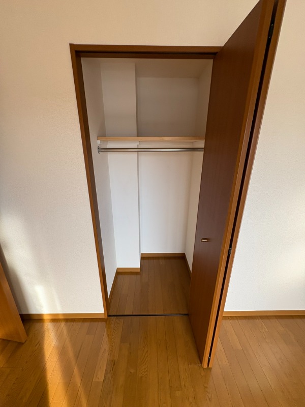 アウラ１０(E-058)7階 その他