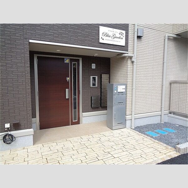 ブリスガーデン エントランス