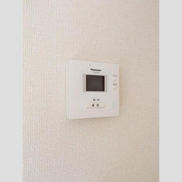 アンフラーゼ102号室 モニター付きインターホン