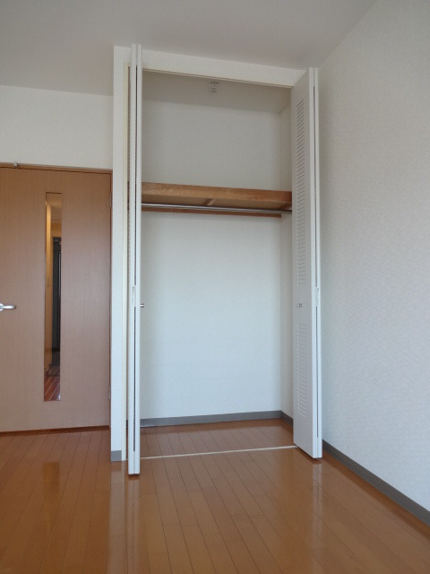 ベルディオガーデン0101号室 同タイプで違う部屋の写真です。