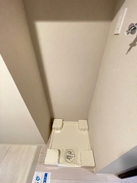 ドゥーエ二子新地3階 洗濯機置場