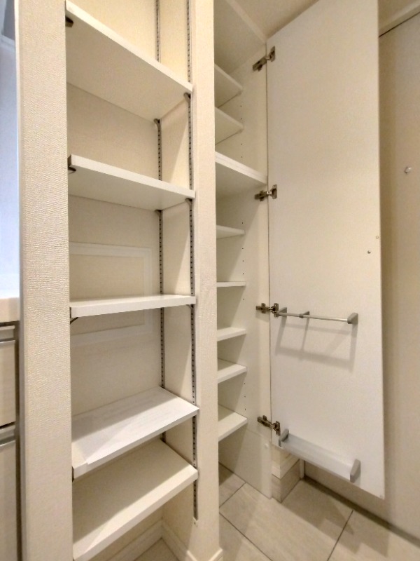 クレイシア上野松が谷 収納