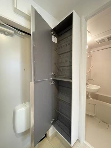 バーミープレイス立川柴崎町1階 収納